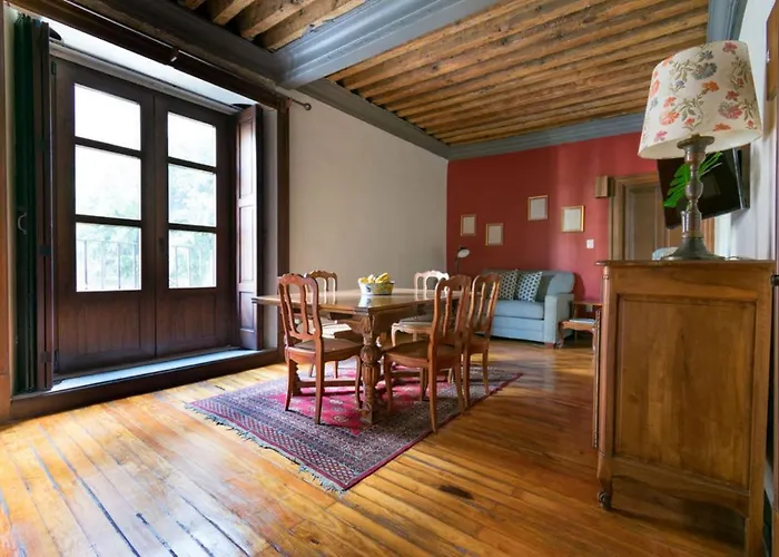 Casa Sauto Cathedral Views In Downtown Apartment